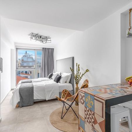 Mythos Luxury Suites Атина Екстериор снимка